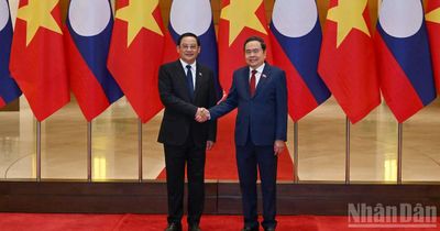 [Ảnh] Chủ tịch Quốc hội Trần Thanh Mẫn hội kiến Thủ tướng Lào Sonexay Siphandone