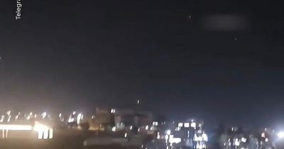 Iran nã tên lửa vào Israel, nhận cảnh báo 'rắn'