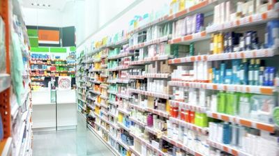 Dược sĩ vắng mặt, hàng loạt nhà thuốc bị xử phạt
