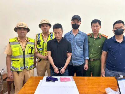 Bắt giữ vụ vận chuyển ma túy với số lượng lớn từ Lào về Việt Nam tiêu thụ