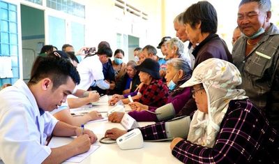 Luân phiên bác sĩ về trạm y tế cấp xã ở Gia Lai