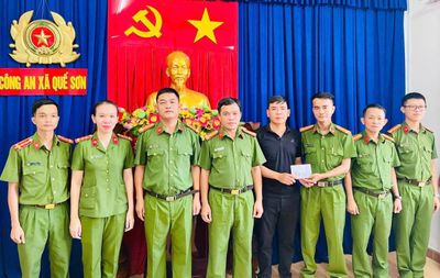 Gặp mặt cán bộ, chiến sĩ đến nhận nhiệm vụ tại Cục Quản lý xuất nhập cảnh