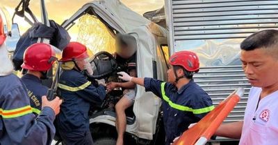 Tai nạn trên cao tốc Bắc – Nam, 2 người tử vong, 1 nạn nhân mắc kẹt được giải cứu