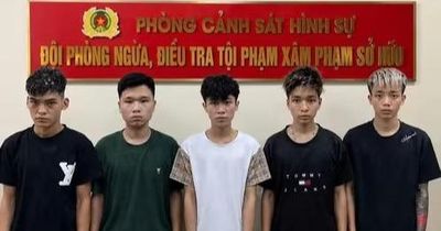 Khởi tố nhóm thanh thiếu niên chặn đường, cướp xe máy lúc rạng sáng