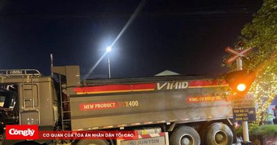 Đề nghị khẩn trương điều tra trách nhiệm vụ xe tải va chạm tàu SE19 tại Thường Tín