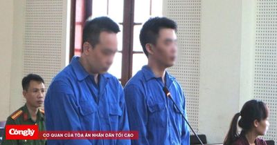 Tài xế buôn pháo nổ ngụy trang trong xe chở phế liệu
