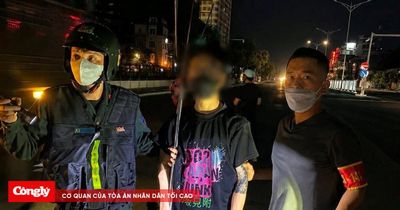 Khống chế nhóm đối tượng mang hung khí 'diễu phố' đêm