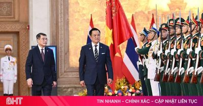 Thủ tướng Lê Minh Hưng chủ trì lễ đón Thủ tướng Thái Lan