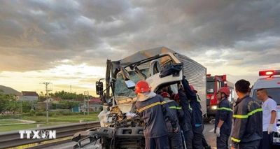 Tai nạn giao thông nghiêm trọng trên cao tốc Bắc-Nam, hai người tử vong