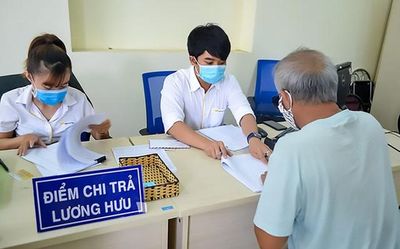 Người nghỉ hưu từ tháng 7 có được tăng thêm 8% lương hưu hay không?