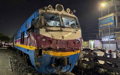 Công an Hà Nội thông tin vụ tai nạn giữa tàu hỏa và xe tải ở Thường Tín