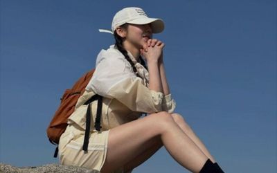 Ahn So Hee khoe ảnh đi leo núi, vóc dáng gây chú ý