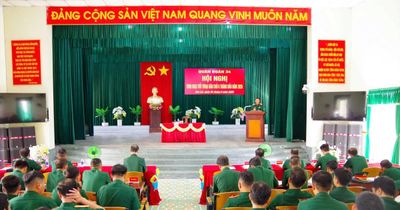 Lắng nghe tâm tư bộ đội, xây dựng đơn vị vững mạnh