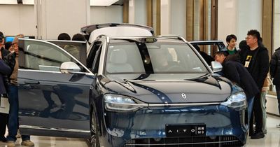 Trải nghiệm chế độ M9 trên Wenjie M9: Tự động tối ưu vận hành theo số người và địa hình