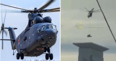 Nga dùng trực thăng Mi-26 đưa hệ thống Pantsir-SMD-E lên nóc nhà tại Moscow