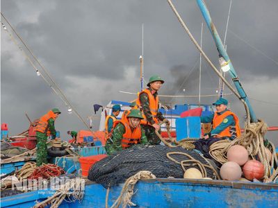 Ninh Bình chủ động ứng phó mưa lớn, sạt lở đất, ngập lụt và dông lốc