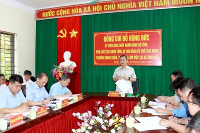 Phó Chủ tịch UBND tỉnh Đỗ Hùng Đức làm việc với xã Minh Tân và Tùng Vài