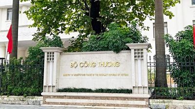 Bộ Công Thương sửa đổi, bổ sung và bãi bỏ nhiều thủ tục hành chính