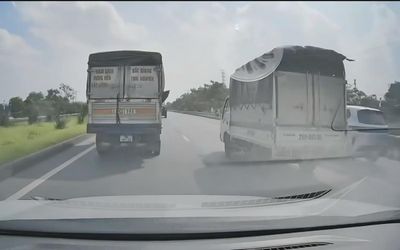 Đi vào làn khẩn cấp để vượt xe, nam tài xế bị phạt 5 triệu đồng