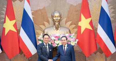 Chủ tịch Quốc hội Trần Thanh Mẫn hội kiến Thủ tướng Vương quốc Thái Lan Anutin Charnvirakul
