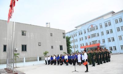 Đảng ủy phường Nùng Trí Cao tổ chức sinh hoạt dưới cờ tháng 6/2026