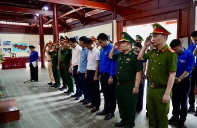 Khối thi đua số 10 dâng hương Khu di tích Quốc gia đặc biệt Địa điểm Chiến thắng Biên giới năm 1950