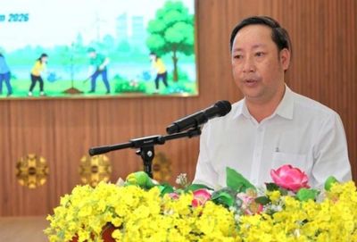 Cán bộ và Nhân dân phường Ea Kao chung tay bảo vệ môi trường, lan tỏa thông điệp sống xanh