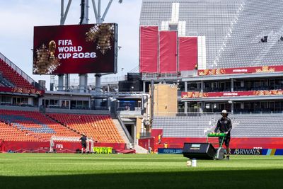 Mỹ dùng công trình khoa học 10 năm tạo 'cỏ vô hình' phục vụ World Cup 2026