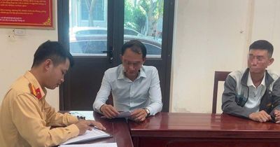 Tài xế quay đầu xe né CSGT vì ô tô hết hạn đăng kiểm, bị phạt gần 10 triệu đồng