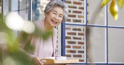 Người có phúc lớn khi về già thường sở hữu 5 dấu hiệu này: Chỉ cần có 1 điều cũng đáng mừng