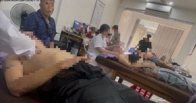 Cơ sở YHCT ở Hà Nội 'dọa' bệnh nhân tái phát đột quỵ, bán thuốc có hạn đến 2050