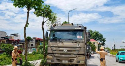 Siết chặt kiểm soát trên các tuyến trọng điểm: Không để xe tải vi phạm 'qua mặt' lực lượng chức năng