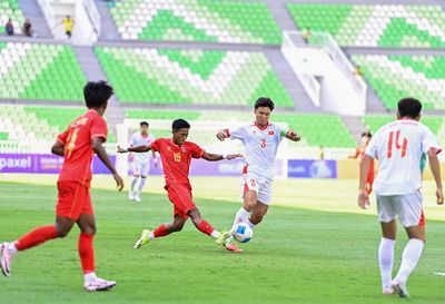 U-19 Việt Nam nín thở chờ phép màu từ Úc, nguy cơ bị loại dù vừa qua 'cửa tử'