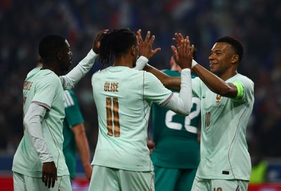 Dembele muốn Mbappe làm điều chưa từng có