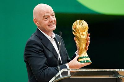 Blatter công kích Infantino trước thềm World Cup 2026