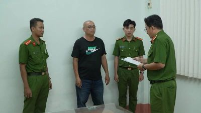 Bắt giam 7 đối tượng khiêng quan tài diễu phố mừng sinh nhật