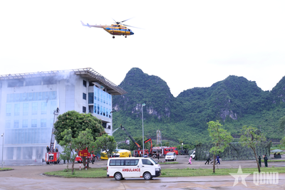Đại tướng Nguyễn Tân Cương kiểm tra công tác chuẩn bị diễn tập ứng phó tình huống khẩn cấp về y tế