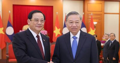Tạo xung lực mới cho quan hệ song phương Việt Nam - Lào