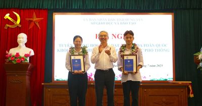 Thủ khoa tổ hợp A00 Kỳ thi tốt nghiệp THPT năm 2025 mách nước sĩ tử