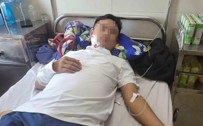 Mang súng đến nhà đòi nợ, 4 đối tượng bị khởi tố