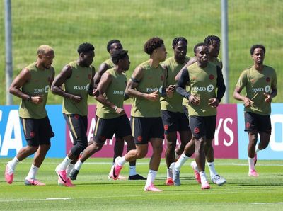 World Cup 2026 và cuộc chạy đua công nghệ chống nắng nóng trên sân cỏ