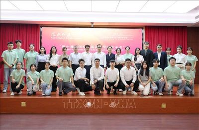 Kế thừa kiên định truyền thống cách mạng Việt Nam và Trung Quốc