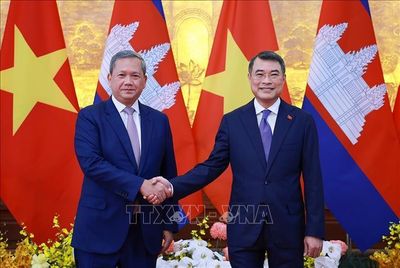 Thủ tướng Campuchia kết thúc chuyến thăm chính thức Việt Nam và dự AFF 2026