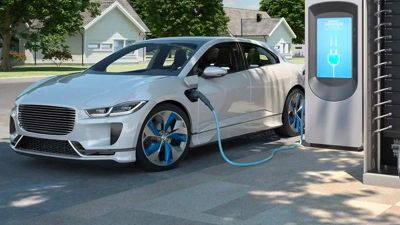 Kéo dài miễn lệ phí trước bạ lần đầu cho ô tô điện đến hết năm 2030