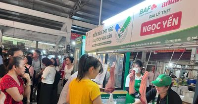 TPHCM ra mắt điểm bán thịt heo 'Tick xanh trách nhiệm'