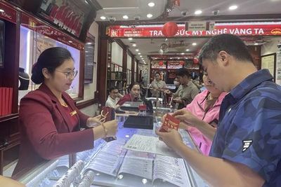 Giá vàng hôm nay 9/6: Vàng SJC giảm bao nhiêu?