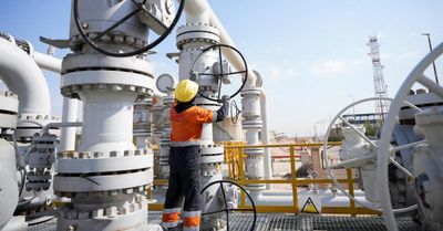 Iraq và UAE chạy đua xây đường ống dẫn dầu thay thế eo biển Hormuz