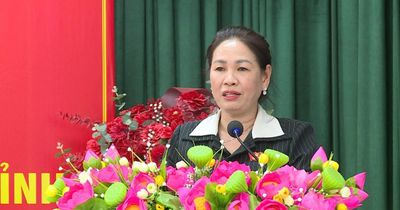 Phó Chủ tịch HĐND tỉnh Huỳnh Thúy Vân tiếp xúc cử tri phường Quy Nhơn Tây