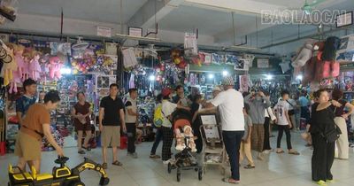 Vì sao du khách đến Lào Cai đều muốn ghé chợ Cốc Lếu?