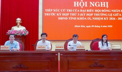 Đại biểu HĐND tỉnh tiếp xúc cử tri trước kỳ họp thứ 3